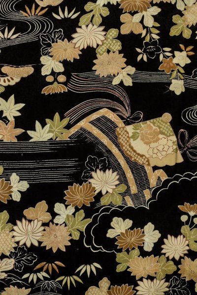 Photo4: P0312J Antique Japanese kimono Black HAORI short jacket for women / Silk. Chrysanthemum (Grade C) (4)
