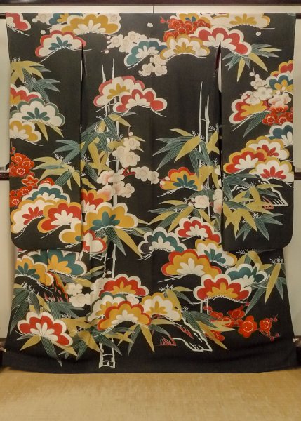 Photo2: P0312O Antique Japanese kimono Black FURISODE long-sleeved for women / Silk. UME plum bloom (Grade C) (2)