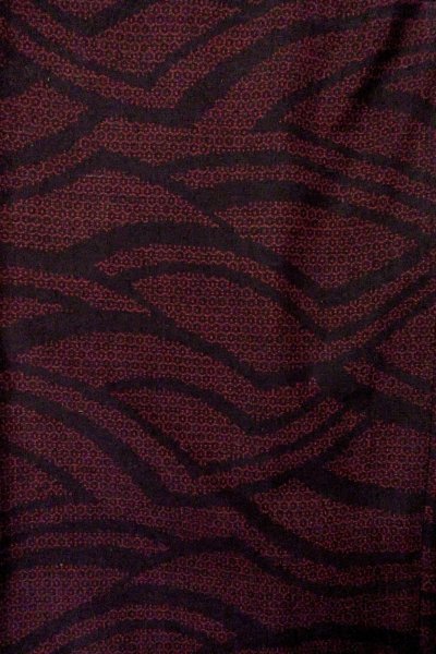 Photo4: Mint P0408A Vintage Japanese kimono Black TSUMUGI pongee for women / Silk. Tortoise-shell pattern(Hexagonal pattern) (Grade A) (4)