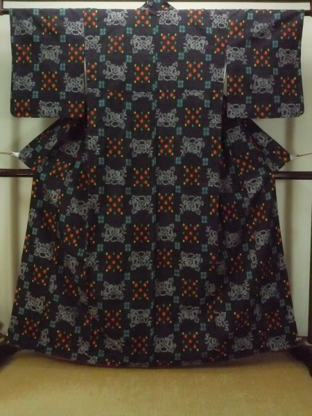 Photo2: Mint P0408F Vintage Japanese kimono Black TSUMUGI pongee for women / Silk. Peony (Grade A) (2)