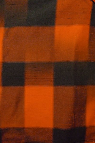 Photo1: P0408H Vintage Japanese kimono Red TSUMUGI pongee for women / Silk. Plaid Checks (Grade B) (1)