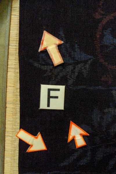 Photo19: P0408I Vintage Japanese kimono Dark Indigo Blue TSUMUGI pongee for women / Silk. Flower (Grade B) (19)
