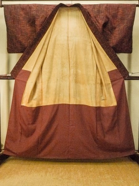 Photo3: P0408O Vintage Japanese kimono Dark Red TSUMUGI pongee for women / Silk. Stripes (Grade B) (3)