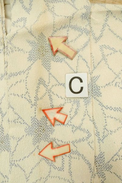 Photo16: P0408P Vintage Japanese kimono White ORI woven for women / Silk. Flower (Grade C) (16)