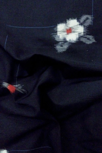 Photo12: P0408T Used Japanese kimono Dark Navy Blue TSUMUGI pongee for women / Silk. Camellia (Grade A+) (12)
