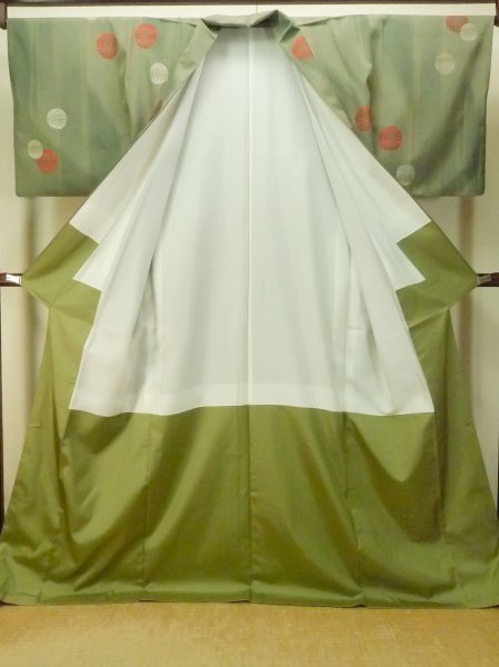 Photo3: P0408U Vintage Japanese kimono Grayish Green TSUMUGI pongee for women / Silk. Stripes, Umbrella pattern (Grade B) (3)
