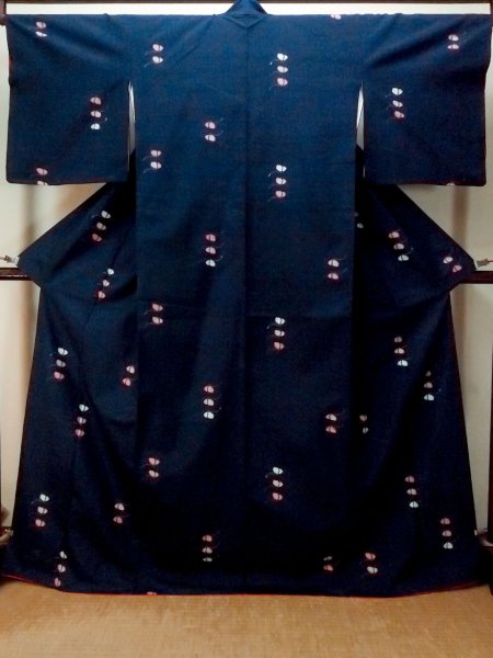Photo2: P0408Y Vintage Japanese kimono Dark Navy Blue TSUMUGI pongee for women / Silk. Butterfly (Grade B) (2)