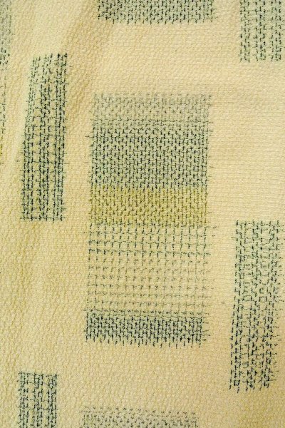 Photo5: P0409B Vintage Japanese kimono Light Ivory SHIOZAWA-TSUMUGI for women / Silk. Quadrangle (Grade B) (5)