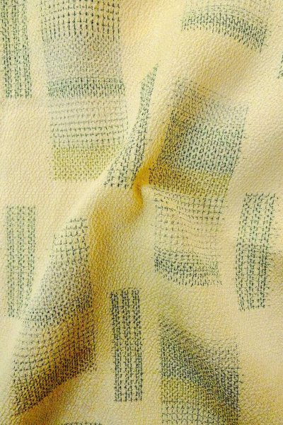 Photo13: P0409B Vintage Japanese kimono Light Ivory SHIOZAWA-TSUMUGI for women / Silk. Quadrangle (Grade B) (13)