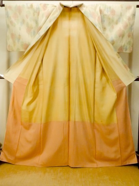 Photo3: P0409E Vintage Japanese kimono Ivory TSUMUGI pongee for women / Silk. Tree (Grade B) (3)