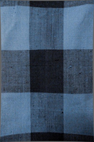 Photo1: P0409I Vintage Japanese kimono Light Indigo Blue TSUMUGI pongee for women / Silk. Plaid Checks (Grade C) (1)