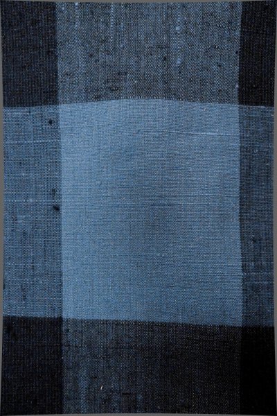 Photo5: P0409I Vintage Japanese kimono Light Indigo Blue TSUMUGI pongee for women / Silk. Plaid Checks (Grade C) (5)