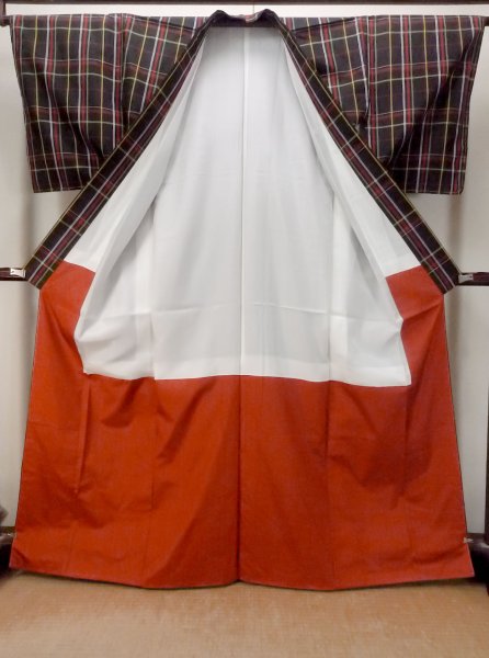 Photo3: Mint P0409J Vintage Japanese kimono Black TSUMUGI pongee for women / Silk. Plaid Checks (Grade A) (3)