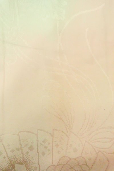 Photo7: P0421A Vintage Japanese kimono Pale Pink JUBAN undergarment for women / Silk. Gradation, Based woven pattern: Cloud, KUMIHIMO rope with tassels, Folding fan (Grade C) (7)