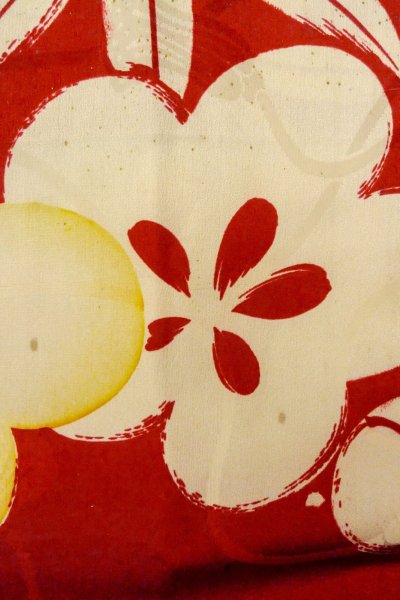 Photo7: P0421C Vintage Japanese kimono Red JUBAN undergarment for women / Silk. UME plum bloom (Grade C) (7)
