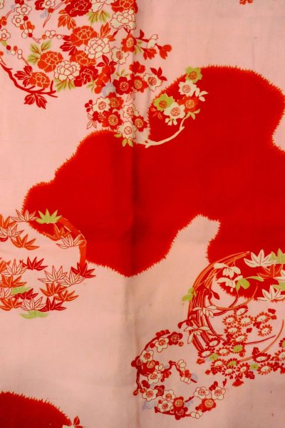 Photo1: P0421E Vintage Japanese kimono Light Pink JUBAN undergarment for women / Silk. SAKURA cherry blossom (Grade C) (1)