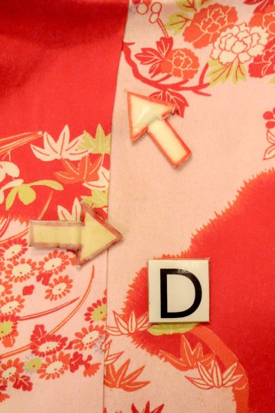 Photo17: P0421E Vintage Japanese kimono Light Pink JUBAN undergarment for women / Silk. SAKURA cherry blossom (Grade C) (17)