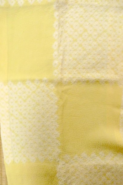 Photo4: P0421G Vintage Japanese kimono Pale Yellow JUBAN undergarment for women / Silk. Quadrangle (Grade C) (4)