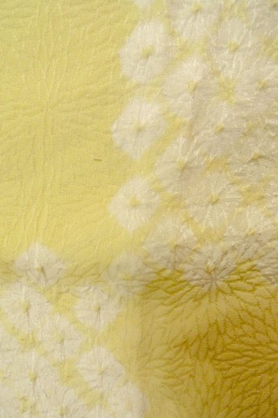 Photo6: P0421G Vintage Japanese kimono Pale Yellow JUBAN undergarment for women / Silk. Quadrangle (Grade C) (6)