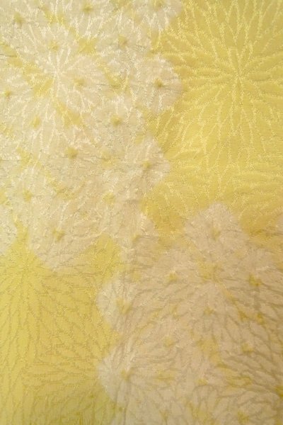 Photo7: P0421G Vintage Japanese kimono Pale Yellow JUBAN undergarment for women / Silk. Quadrangle (Grade C) (7)