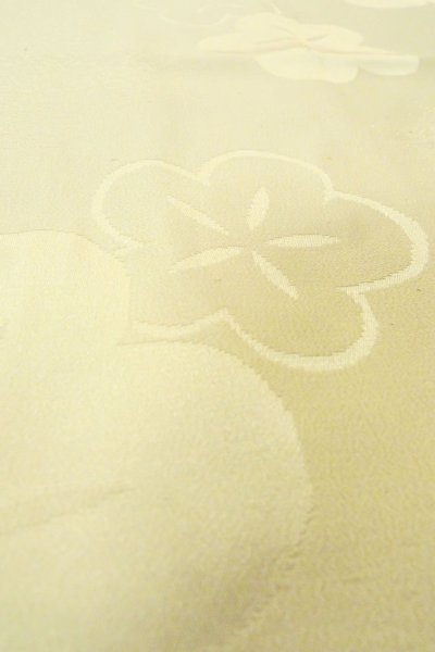 Photo1: P0421J Vintage Japanese kimono Ivory JUBAN undergarment for women / Silk., more damages (Grade C) (1)