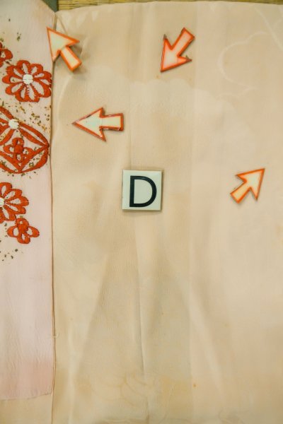Photo17: P0421K Vintage Japanese kimono Pale Pink Juban for Girls for women / Silk., W/embroidary half collar. (Grade C) (17)