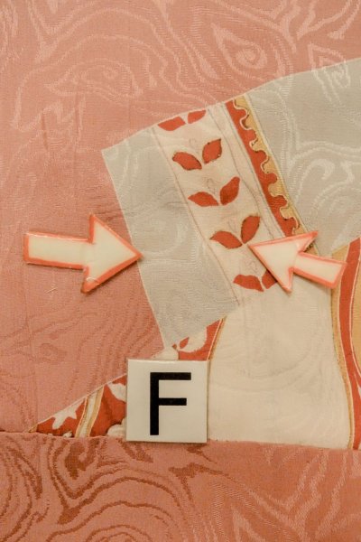 Photo19: P0421R Vintage Japanese kimono Light Coral JUBAN undergarment for women / Silk. Flower (Grade B) (19)