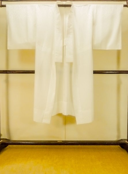 Photo1: P0421W Vintage Japanese kimono White JUBAN undergarment for women / Synthetic. (Grade B) (1)