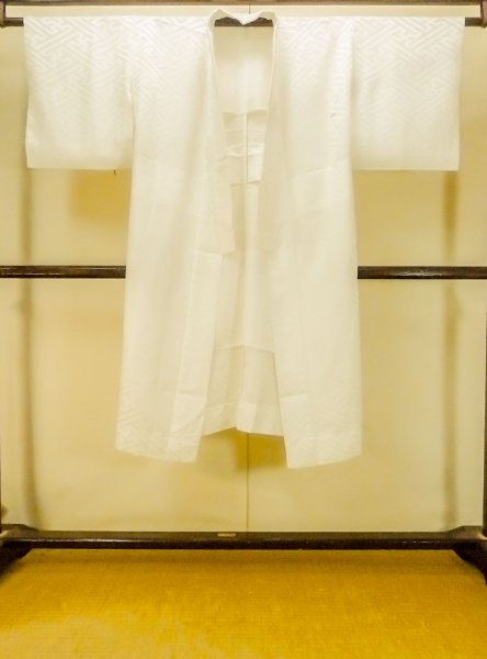 Photo1: P0421Y Vintage Japanese kimono White JUBAN undergarment for women / Synthetic. (Grade B) (1)