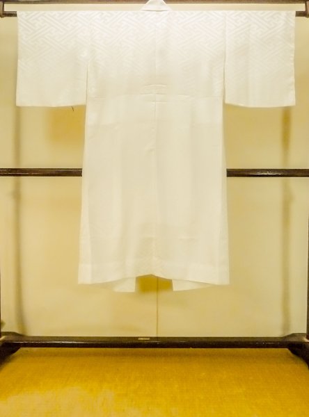 Photo2: P0421Y Vintage Japanese kimono White JUBAN undergarment for women / Synthetic. (Grade B) (2)