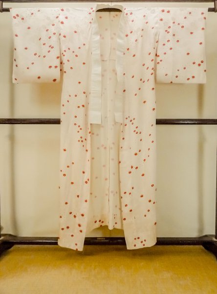 Photo1: P0421Z Vintage Japanese kimono Pale Pink JUBAN undergarment for women / Silk. Chrysanthemum (Grade C) (1)