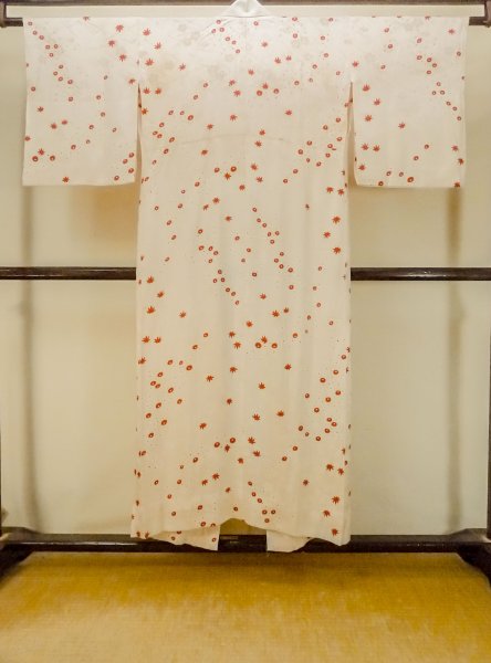 Photo2: P0421Z Vintage Japanese kimono Pale Pink JUBAN undergarment for women / Silk. Chrysanthemum (Grade C) (2)