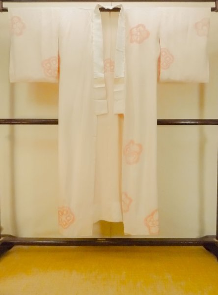 Photo1: P0422A Vintage Japanese kimono Pale Pink JUBAN undergarment for women / Silk. UME plum bloom (Grade B) (1)