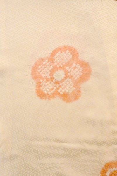 Photo3: P0422A Vintage Japanese kimono Pale Pink JUBAN undergarment for women / Silk. UME plum bloom (Grade B) (3)