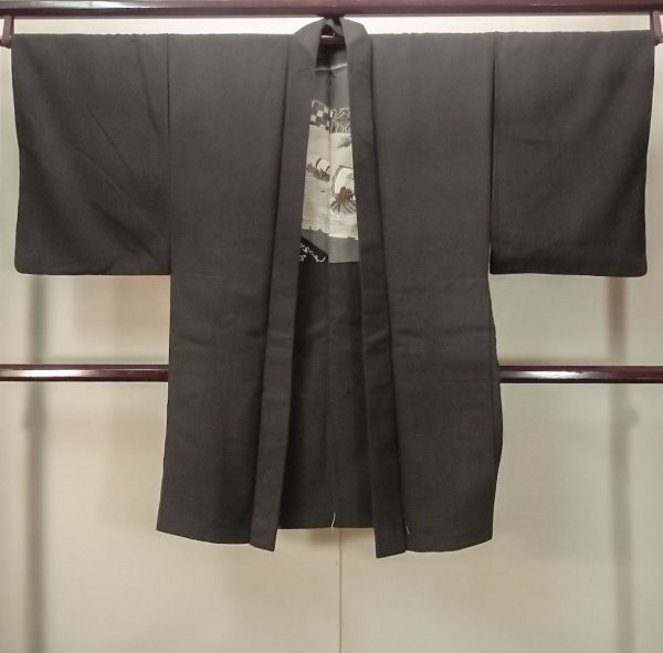 Photo1: P0526A Vintage Japanese kimono Dark Brown Men's Haori for men / Silk. Pine tree/branch/needle, More damages. (Grade D) (1)