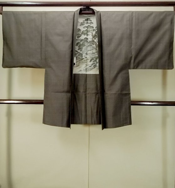 Photo1: P0526J Vintage Japanese kimono Brown OSHIMA-TSUMUGI for men / Silk. Pine tree/branch/needle (Grade B) (1)