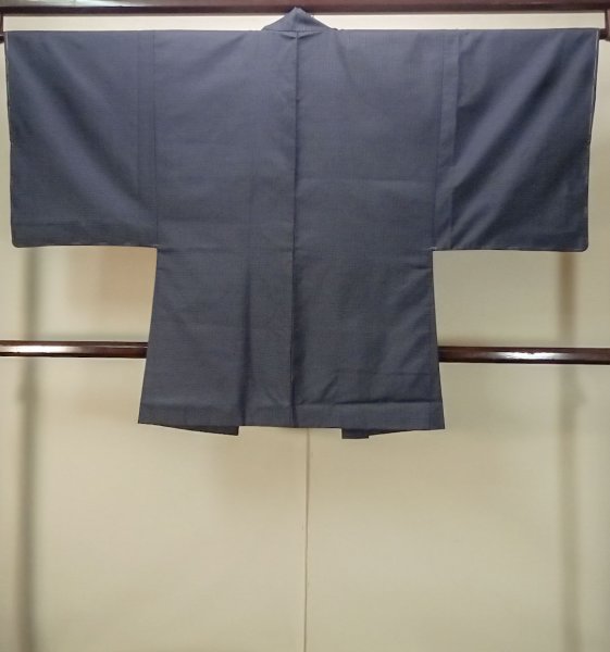 Photo2: P0526N Vintage Japanese kimono Dark Blue OSHIMA-TSUMUGI for men / Silk. Wave, Treasure ship, Lobster pattern (Grade B) (2)