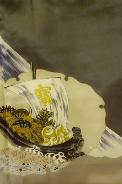 Photo10: P0526N Vintage Japanese kimono Dark Blue OSHIMA-TSUMUGI for men / Silk. Wave, Treasure ship, Lobster pattern (Grade B) (10)