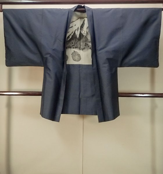 Photo1: P0526O Vintage Japanese kimono Dark Blue OSHIMA-TSUMUGI for men / Silk. Mt. Fuji, Mt. Fuji, a hawk, and an eggplant motif (Japan's luckiest dream sequence) (Grade B) (1)