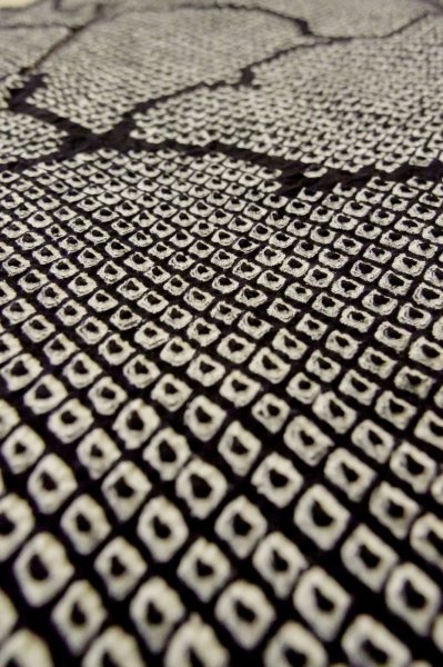 Photo10: Mint P0526T Vintage Japanese kimono Black HAORI short jacket for women / Silk. Dapple pattern (Grade A) (10)