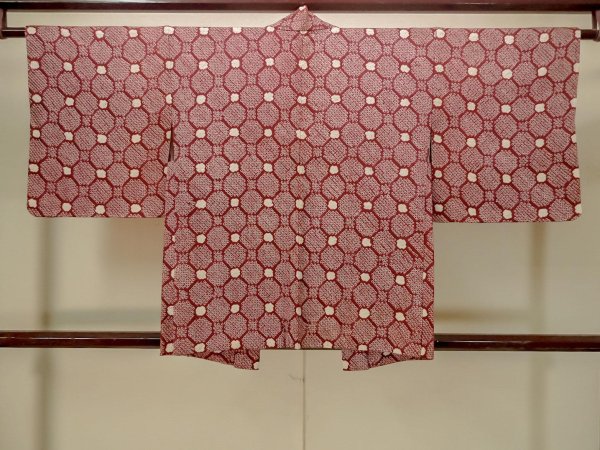 Photo3: P0527D Vintage Japanese kimono Purplish Dark Red HAORI short jacket for women / Silk. Octagons and squares (Grade C) (3)