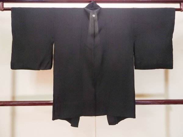 Photo2: P0602A Vintage Japanese kimono Black HAORI short jacket for women / Silk. Stripes (Grade B) (2)