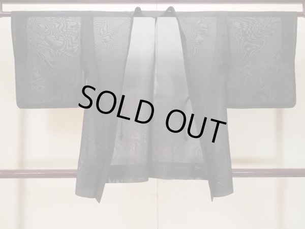 Photo1: Mint P0602K Vintage Japanese kimono Black HAORI short jacket for women / Silk. Stream (Grade A) (1)
