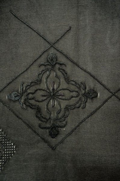 Photo5: P0603A Vintage Japanese kimono Black HAORI short jacket for women / Silk. Diamond-shaped flowers (Grade B) (5)