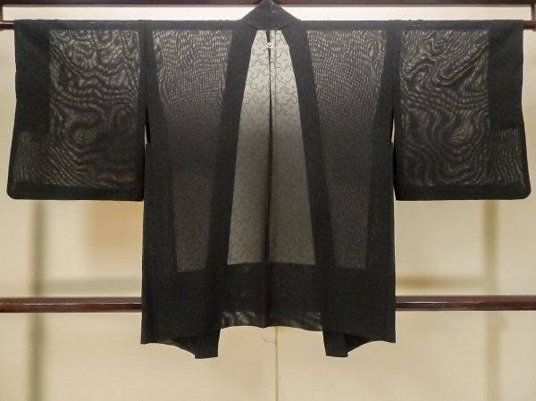 Photo2: P0603D Vintage Japanese kimono Black HAORI short jacket for women / Silk. MOMIJI maple leaf (Grade B) (2)