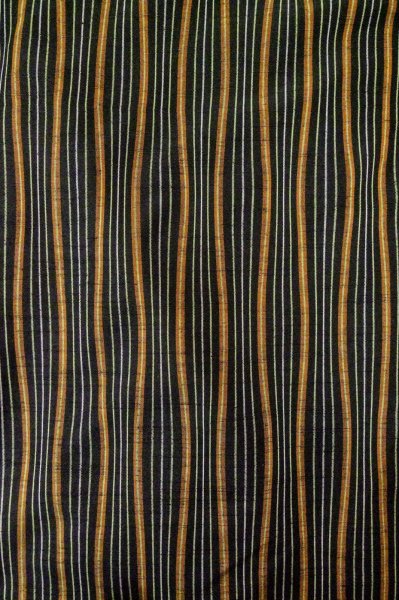 Photo4: P0616D Vintage Japanese kimono Black TSUMUGI pongee for women / Silk. Curved lines (Grade B) (4)