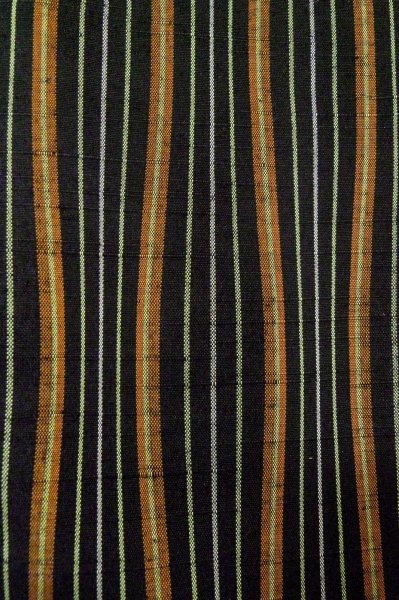 Photo6: P0616D Vintage Japanese kimono Black TSUMUGI pongee for women / Silk. Curved lines (Grade B) (6)
