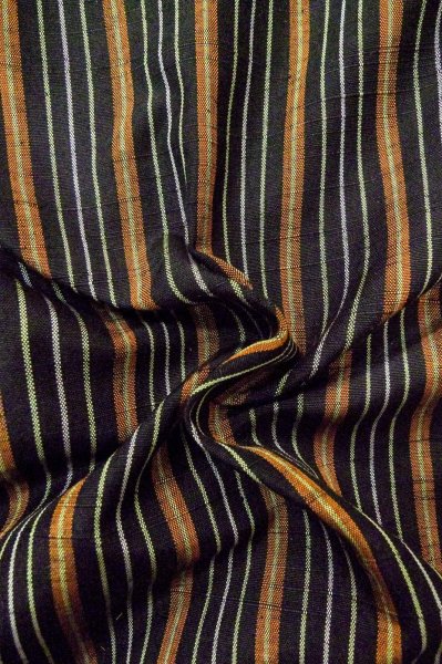 Photo11: P0616D Vintage Japanese kimono Black TSUMUGI pongee for women / Silk. Curved lines (Grade B) (11)