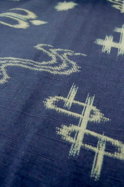 Photo8: Mint P0616H Vintage Japanese kimono Navy Blue TSUMUGI pongee for women / Silk. Bird (Grade B) (8)