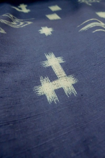 Photo10: Mint P0616H Vintage Japanese kimono Navy Blue TSUMUGI pongee for women / Silk. Bird (Grade B) (10)